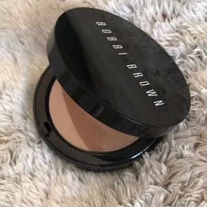 Bobbi Brown Bronzing Powder - Natural 1